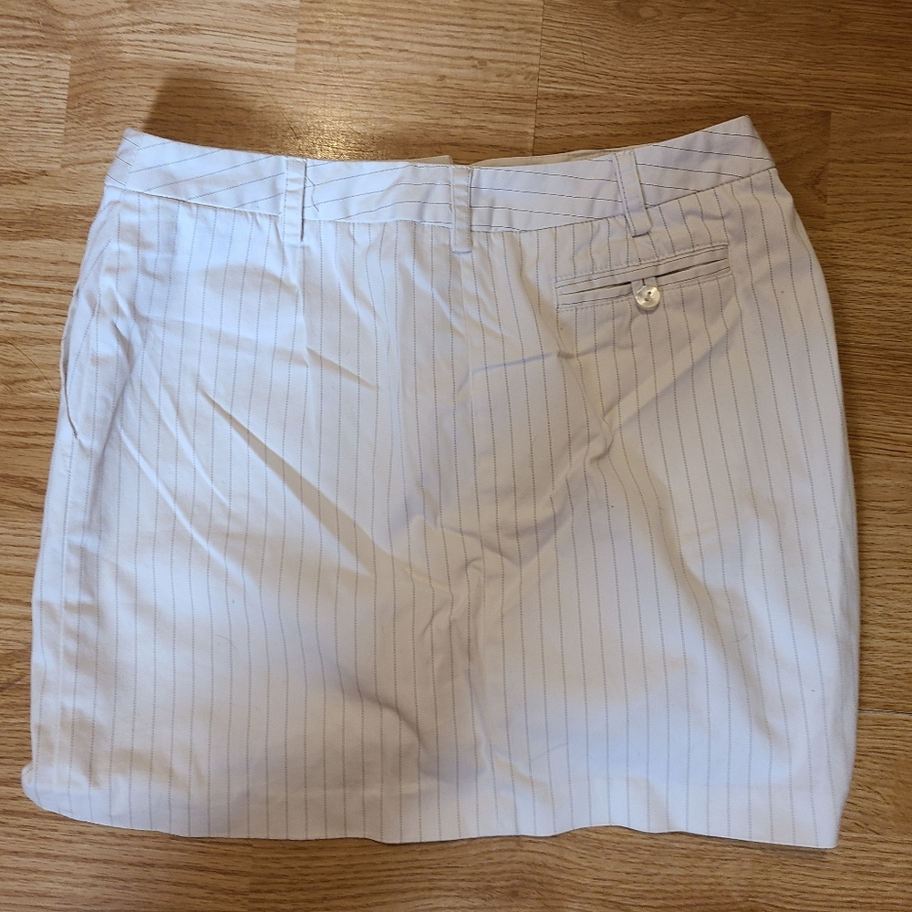 White/black Pin stripe mini skirt
